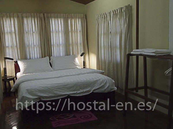 hostels y pensiones muy baratos y céntricos en Majadahonda