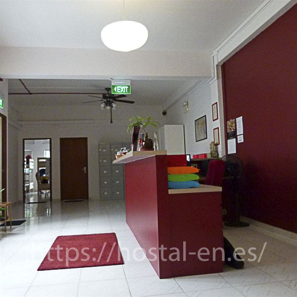 hostels y pensiones muy baratos y céntricos en Villafranca